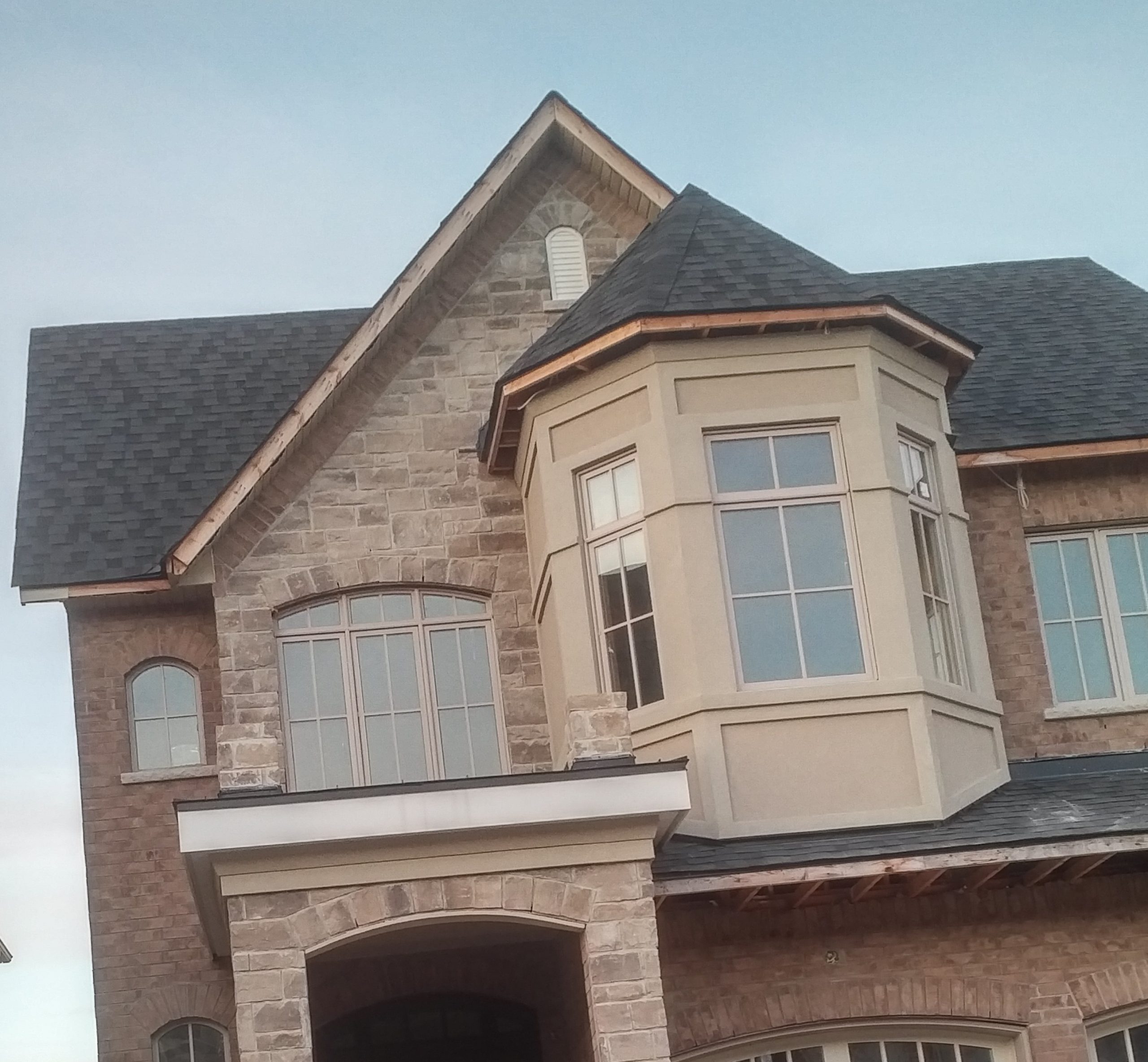 Exterior Stucco Home Halton Hill Ontario George town Bay Window project