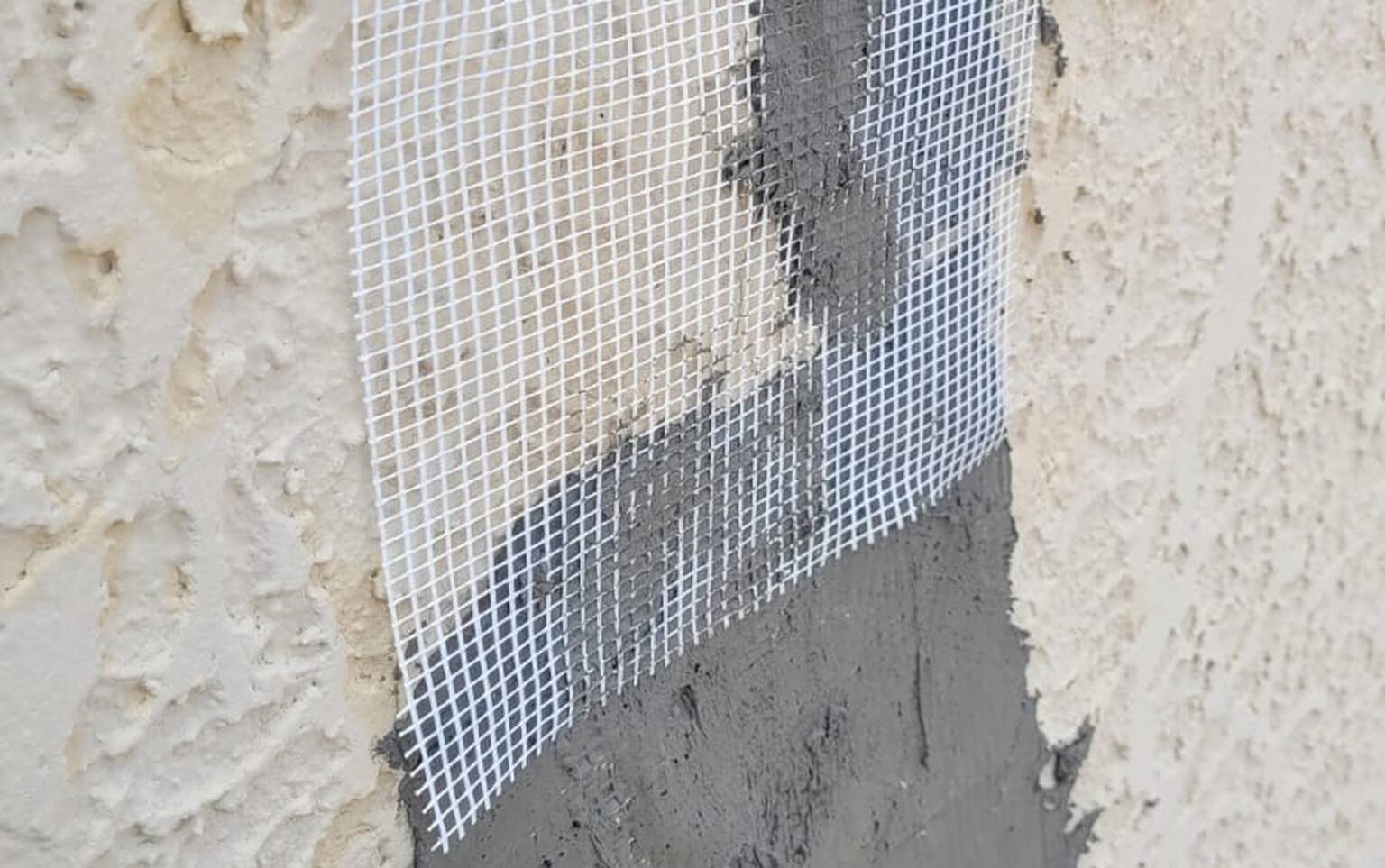 How To Fix Damaged Synthetic Stucco | Sky Stucco Systems Contractor